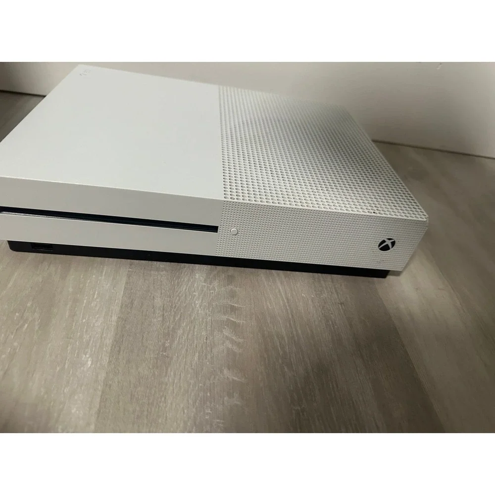 Microsoft Xbox One S 1TB Console White Model 1681 Gaming System